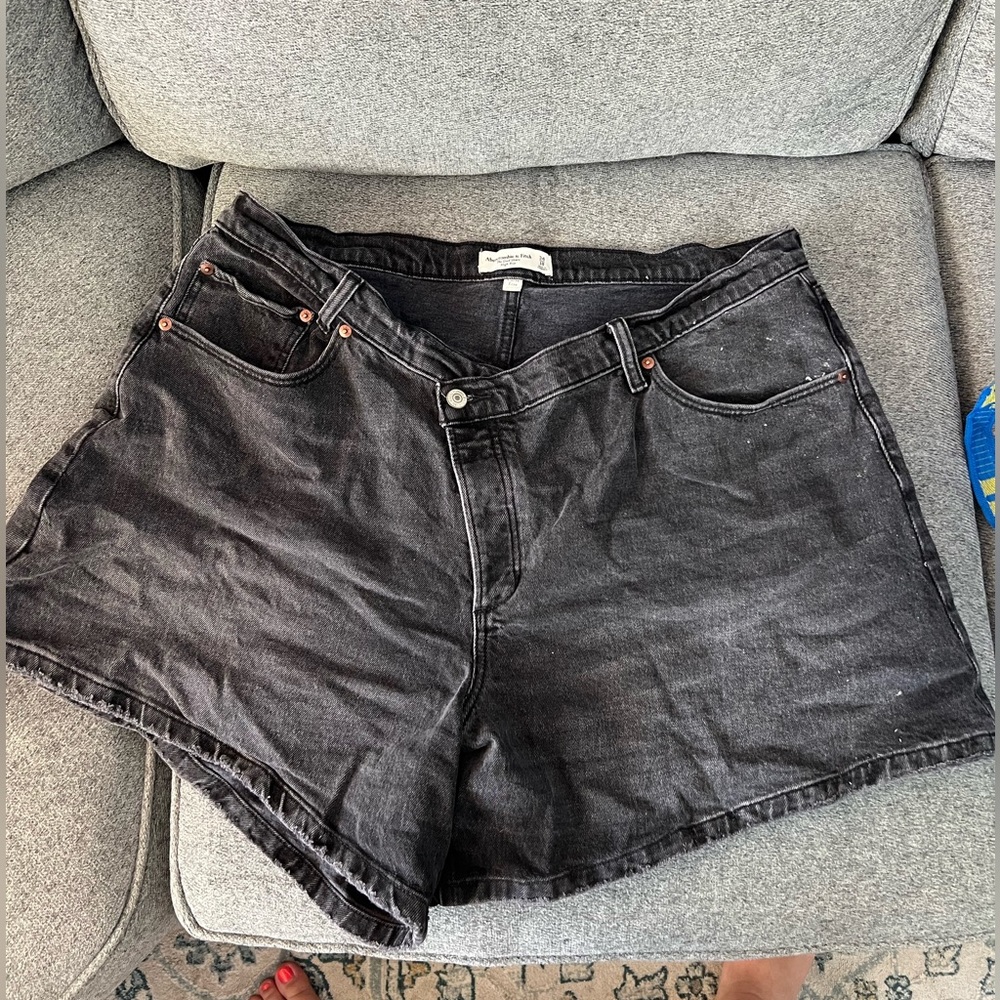 The Dad Short High Rise Curve Love